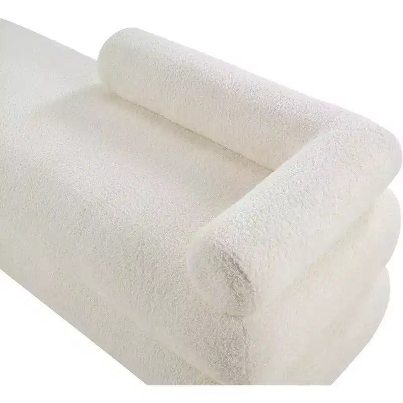 Meridian Furniture, Panca Kennedy in tessuto effetto montone Teddy