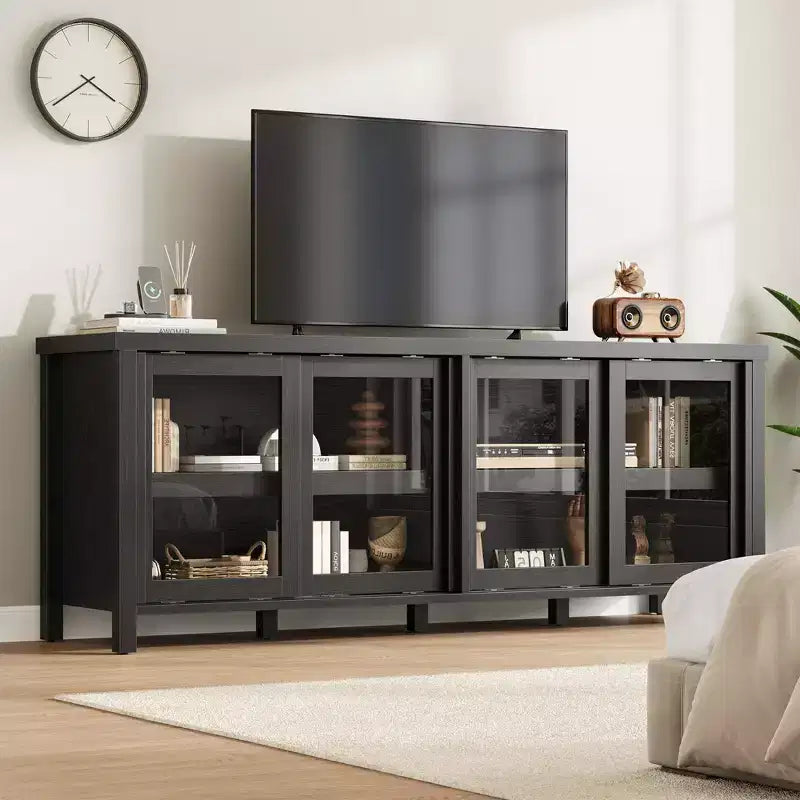Mobile porta TV Garvee per 65 pollici, mobile TV con armadietto e 4 ante scorrevoli in vetro, tavolo console per soggiorno camera da letto
